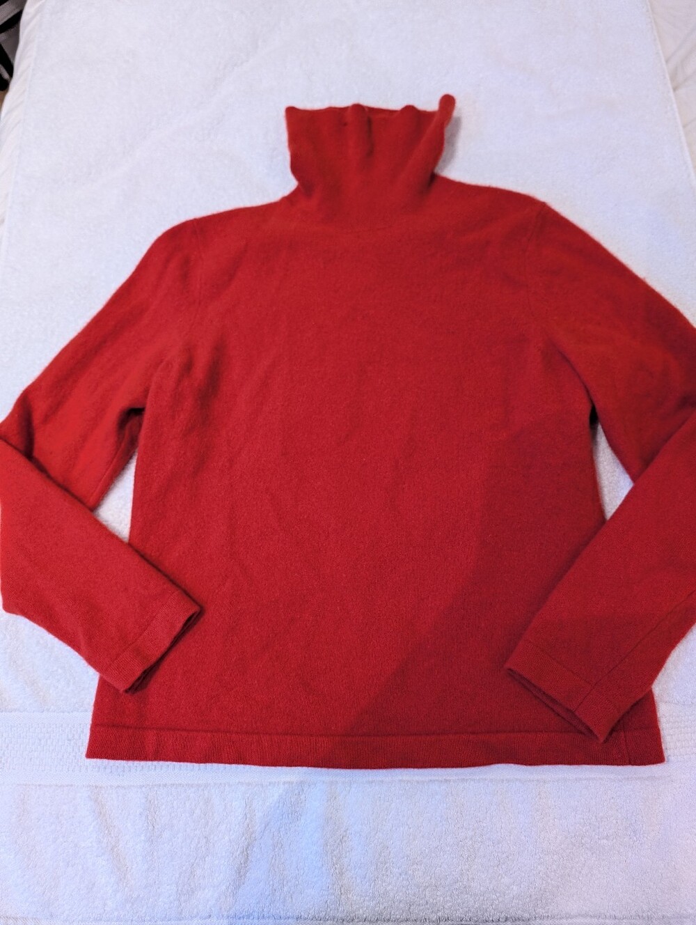 Pure Collection 100% Cashmere Turtleneck Sweater Red